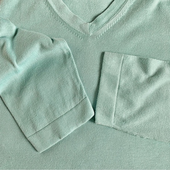 Joseph & Lyman cotton pullover Size Medium - Picture 5 of 7